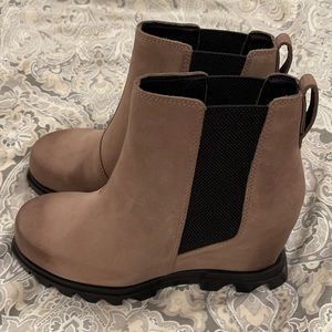 Sorel Joan of Arctic 3 waterproof wedge Chelsea boot